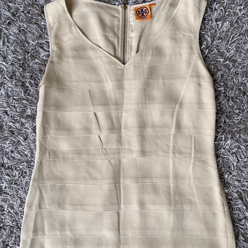 Tory Burch Letty Silk V-Neck Sleeveless Beige Top - Picture 3 of 5